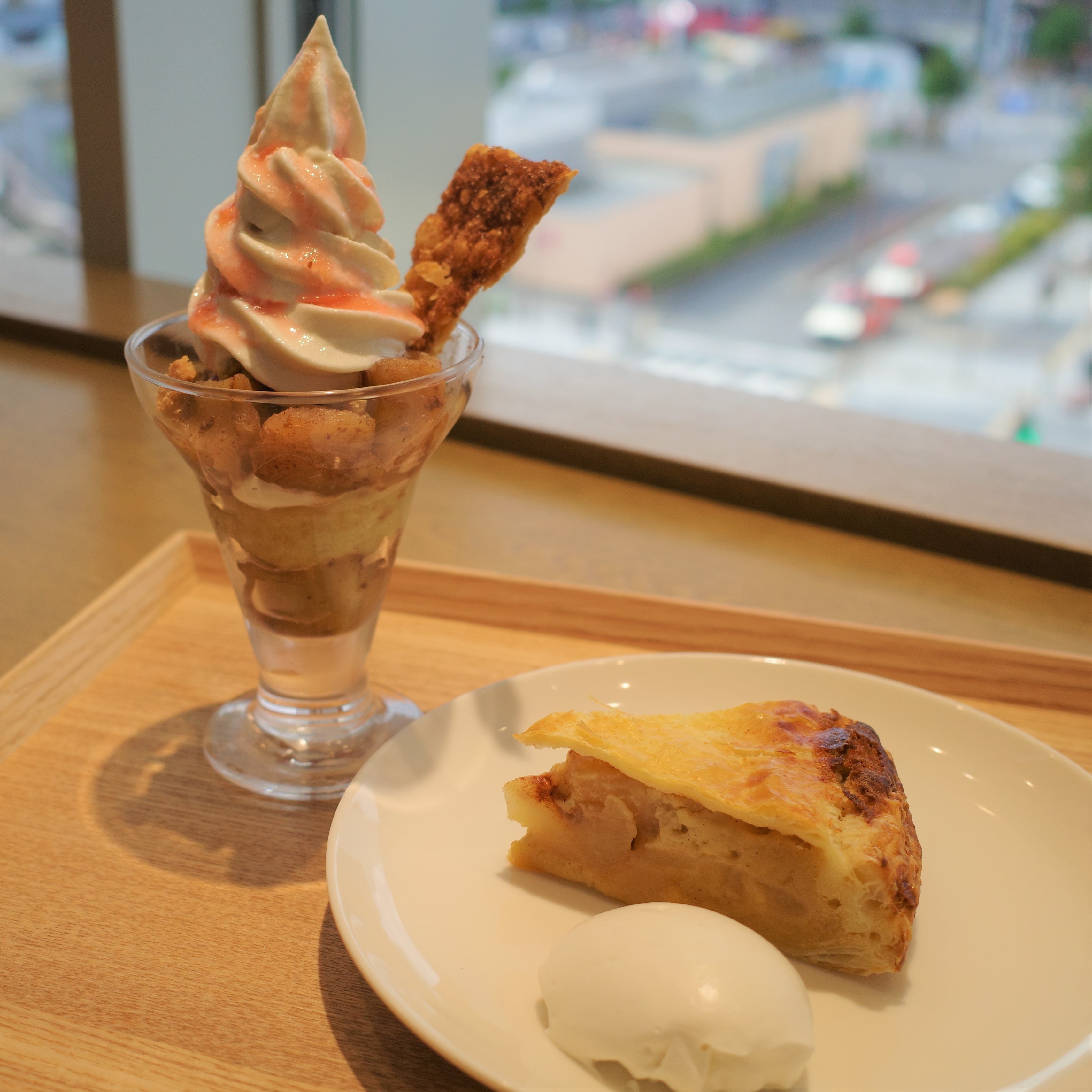 Cafe&Meal MUJI 錦糸町パルコ】焼きりんごのパフェと、アップルパイが